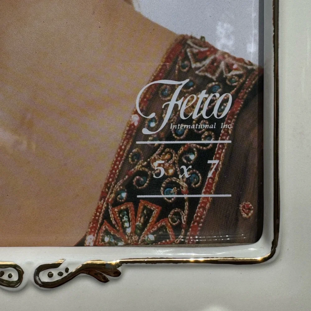 Fetco Ceramic White Ornate Picture Frame with Elegant Accents